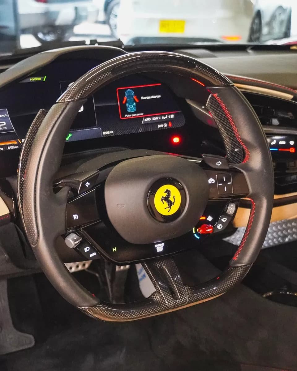 Ferrari SF90 4.0 Stradale 2023 Rojo