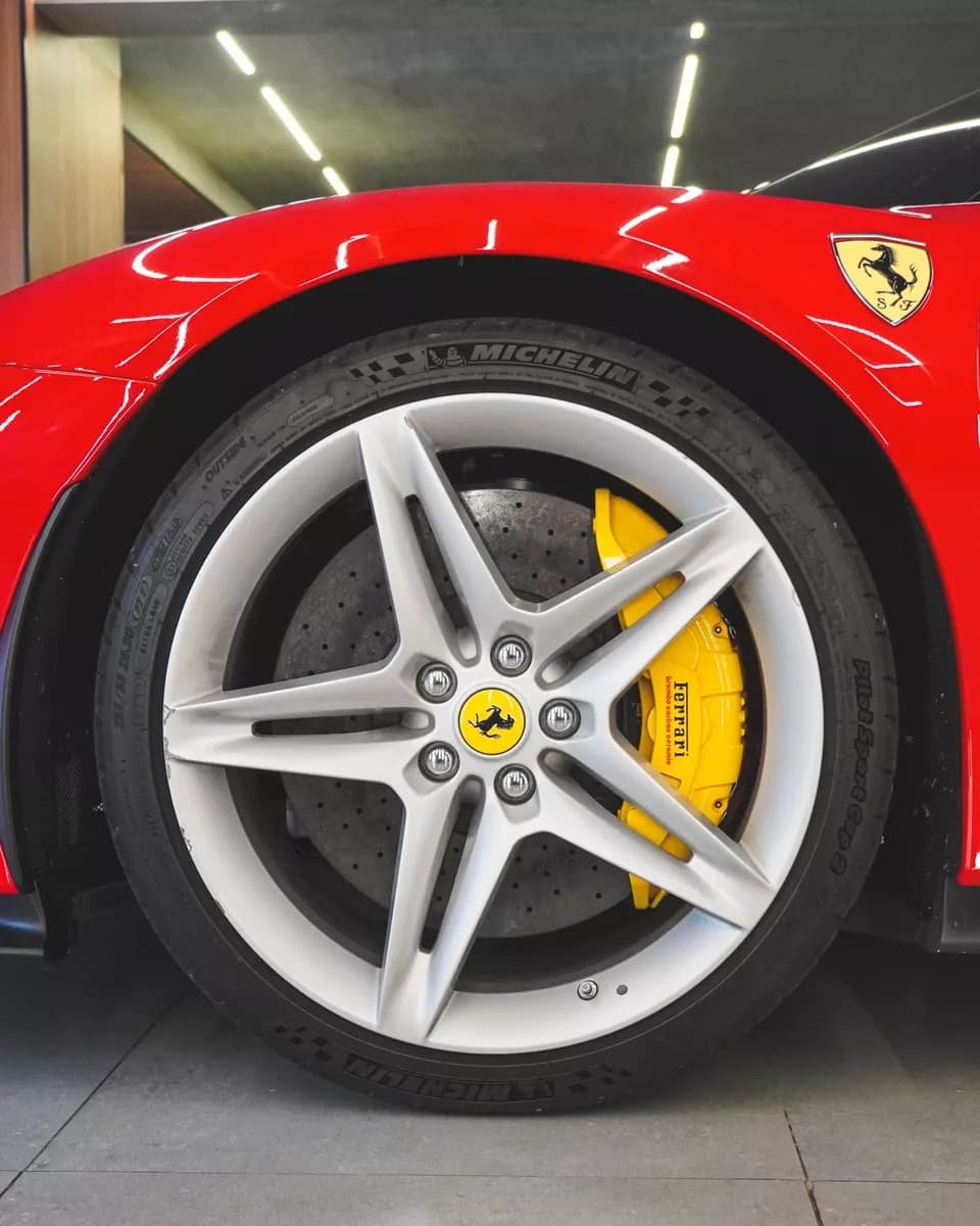 Ferrari SF90 4.0 Stradale 2023 Rojo