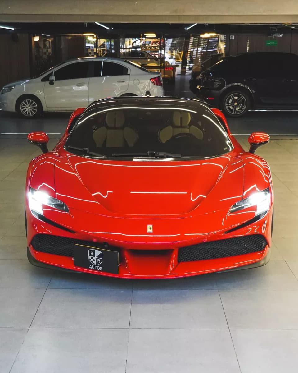 Ferrari SF90 4.0 Stradale 2023 Rojo