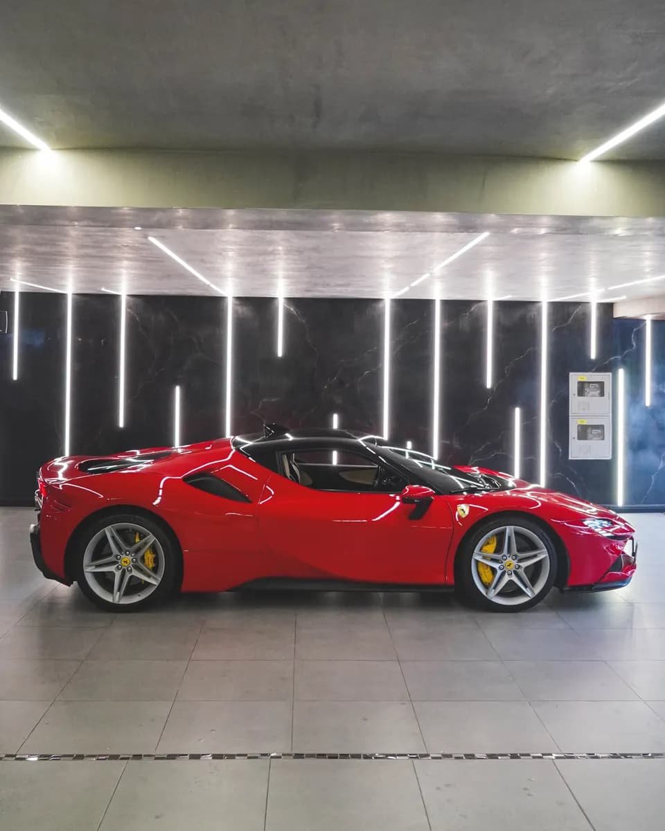 Ferrari SF90 4.0 Stradale 2023 Rojo