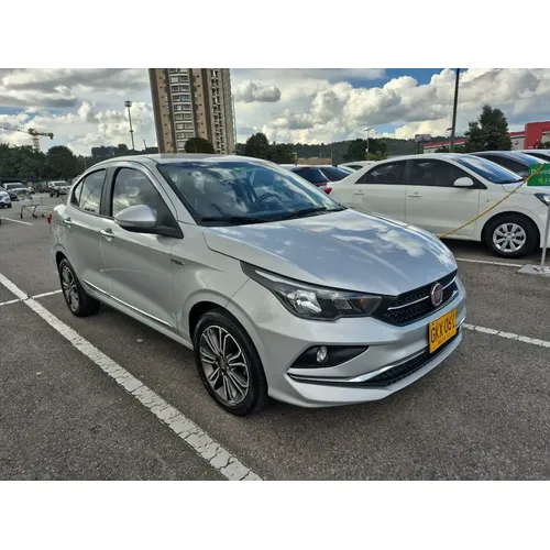 Fiat Cronos 2019 Plateado Bogotá