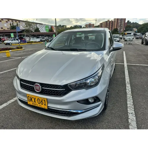 Fiat Cronos 2019 Plateado Bogotá