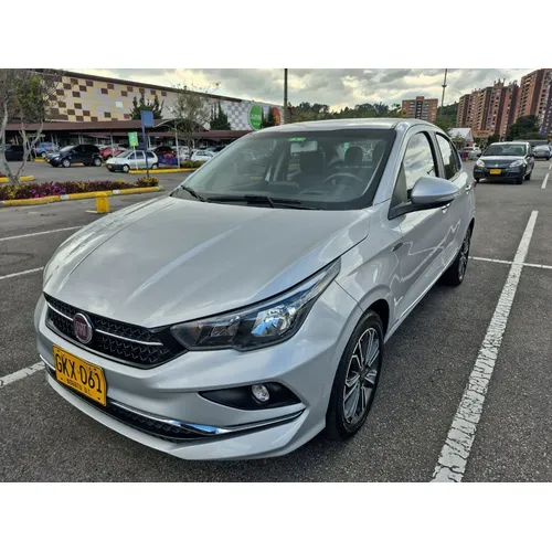 Fiat Cronos 2019 Plateado Bogotá