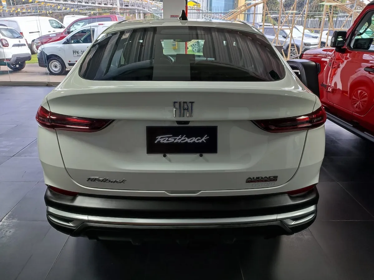 Fiat FASTBACK 2025 Blanco Bogotá