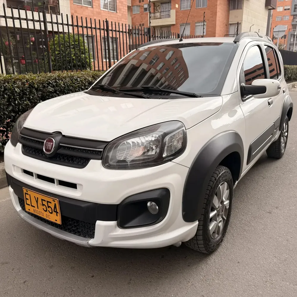 Fiat Uno 2019 Rojo Bogotá