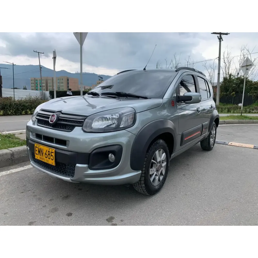 Fiat Uno 2019 Rojo Bogotá