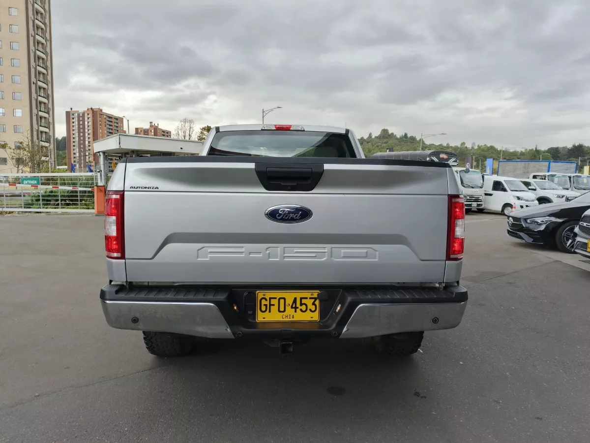 Camioneta Ford F-150 Xlt