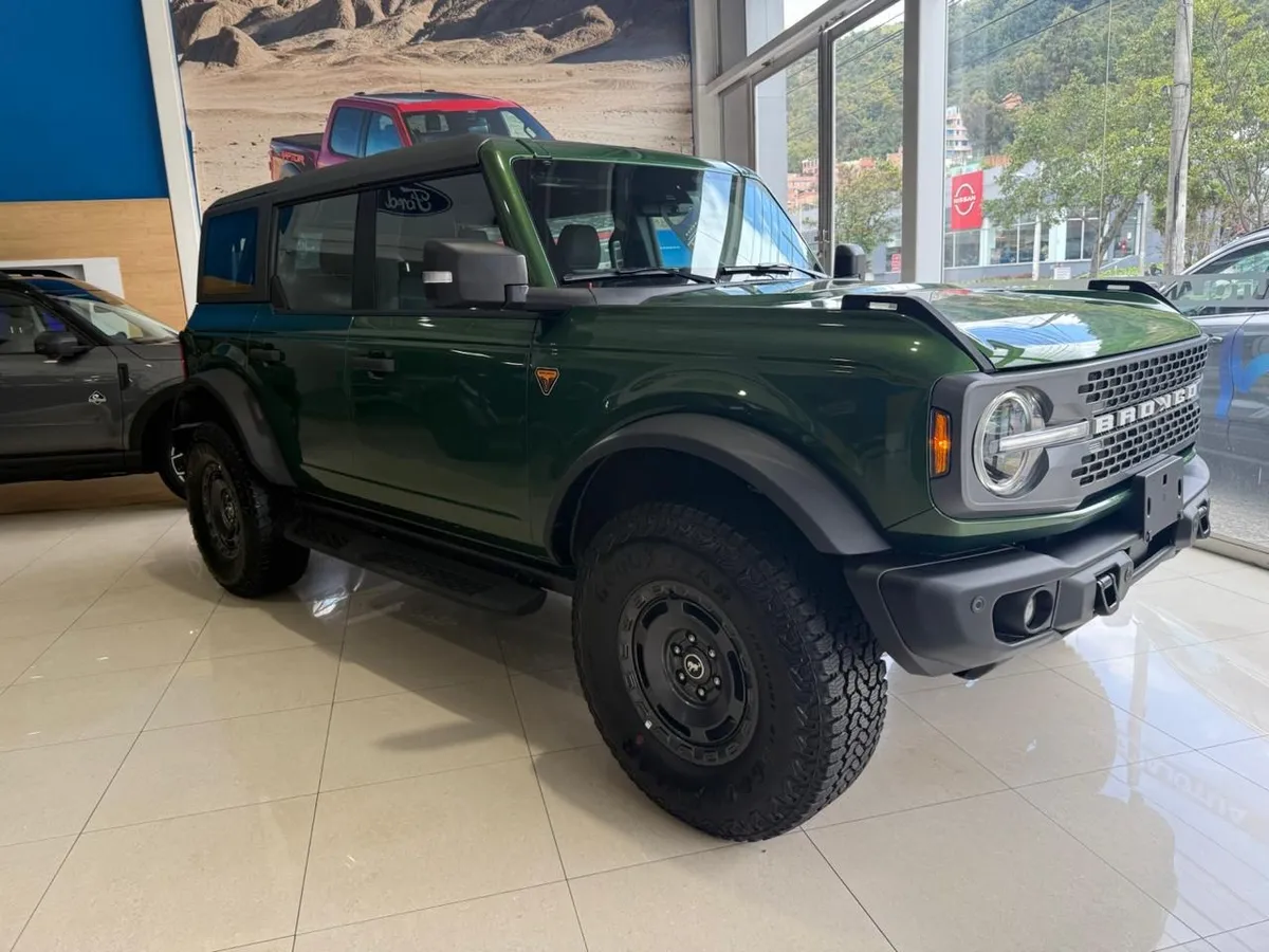 Ford Bronco 2025 Verde Bogotá