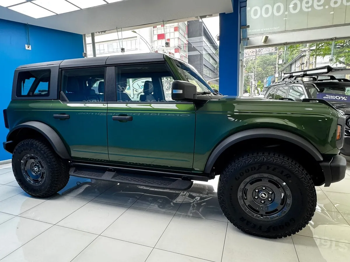 Ford Bronco 2025 Verde Medellín