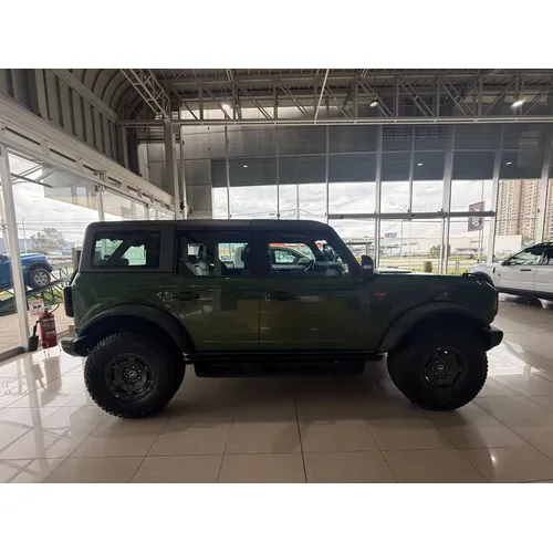 Ford Bronco 2025 Verde Bogotá
