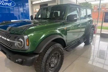 Ford Bronco BRONCO BADLANDS 4X4 2.7