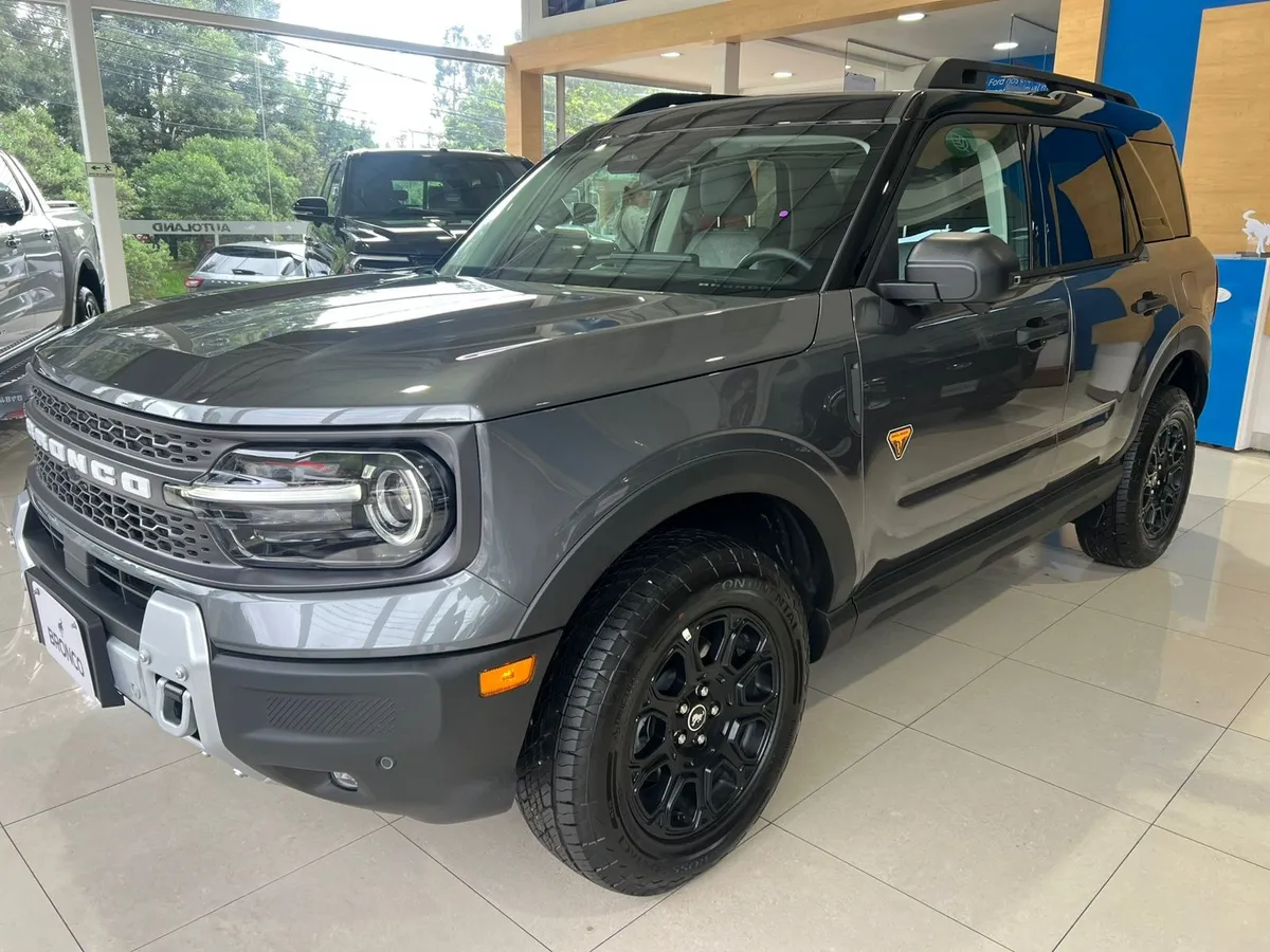 Ford Bronco Sport 2025 Gris Bogotá