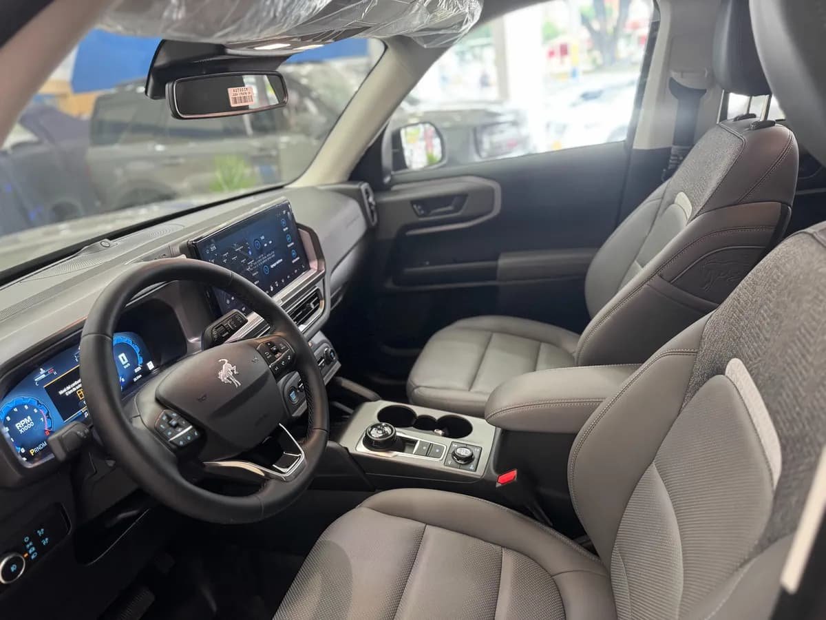 Ford Bronco Sport Badlands 2.0 Ecoboost 2025 Gris