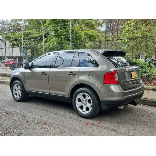 Ford Edge 2013 Gris Medellín