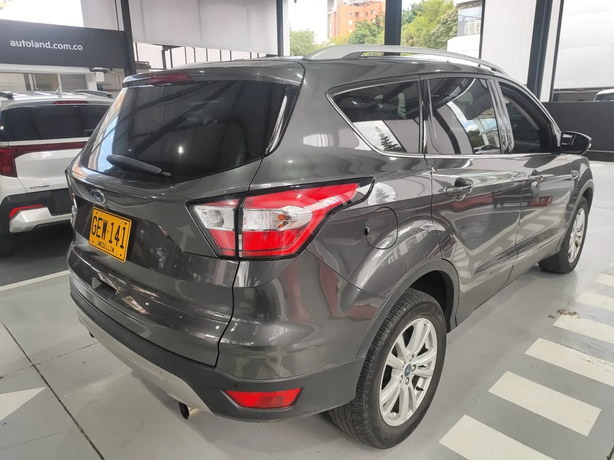 Ford Escape 2019 Gris Medellín