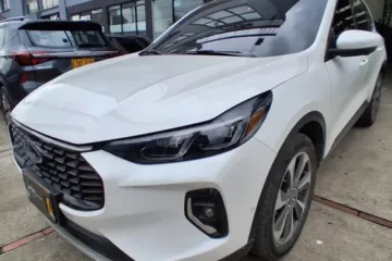 Ford Escape 2.5 Platinum 4x2 Hev