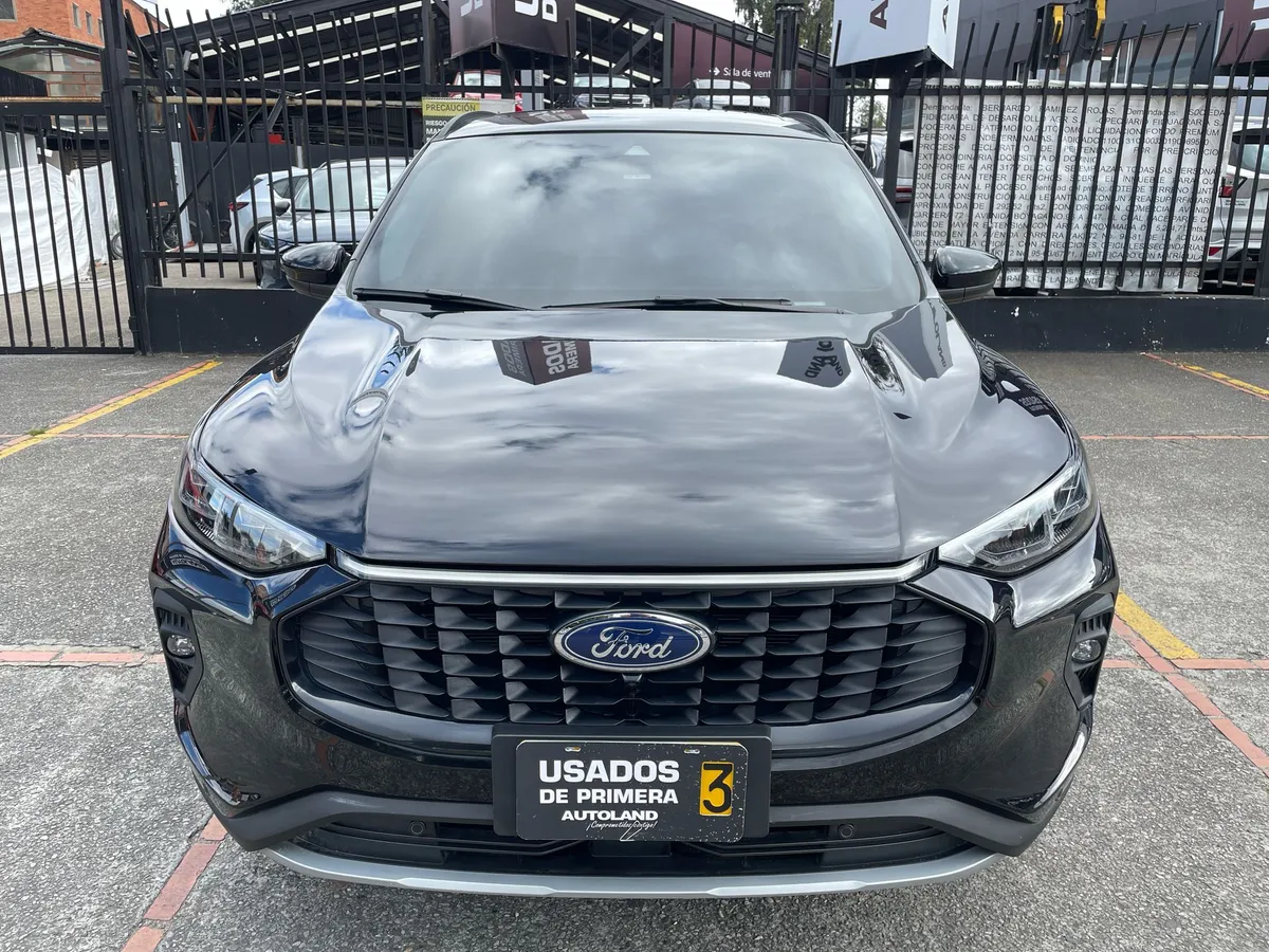 Ford Escape 2024 Negro Bogotá