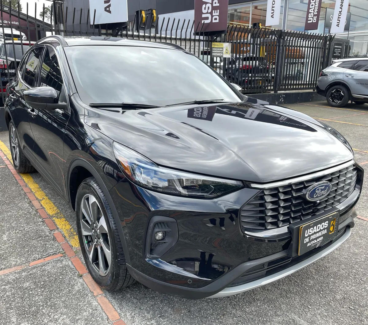 Ford Escape 2024 Negro Bogotá