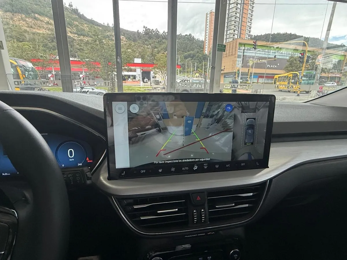 Ford Escape 2025 Negro Bogotá