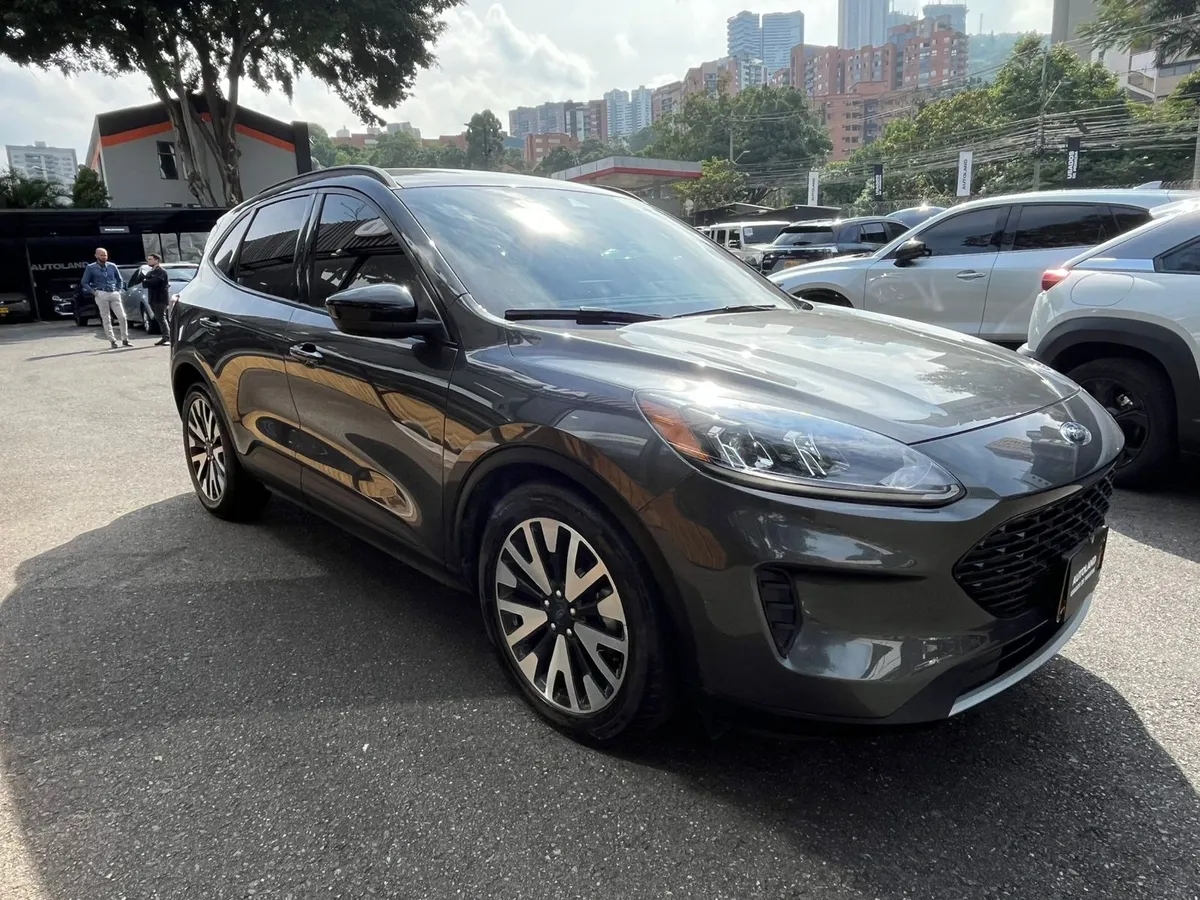 Ford Escape 2020 Gris Medellín