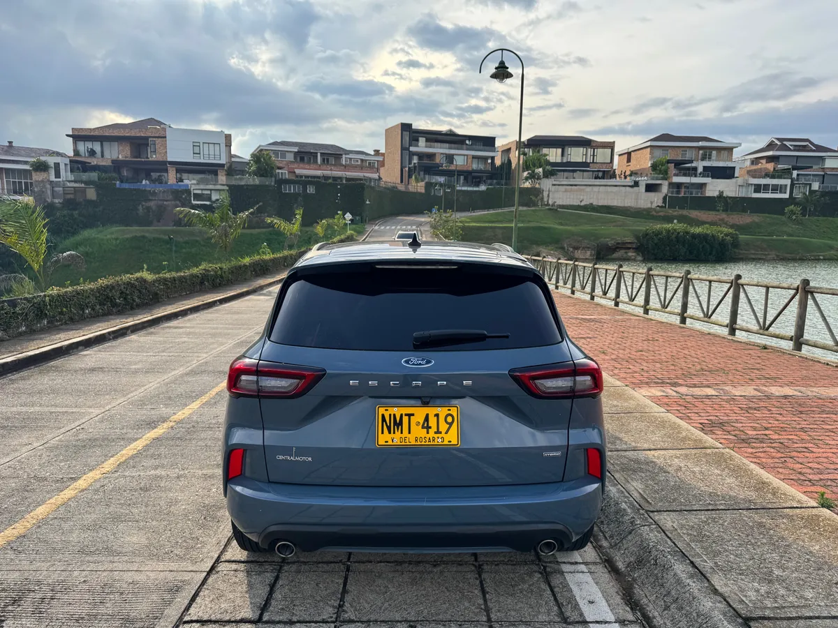 Ford Escape 2023 Gris Floridablanca
