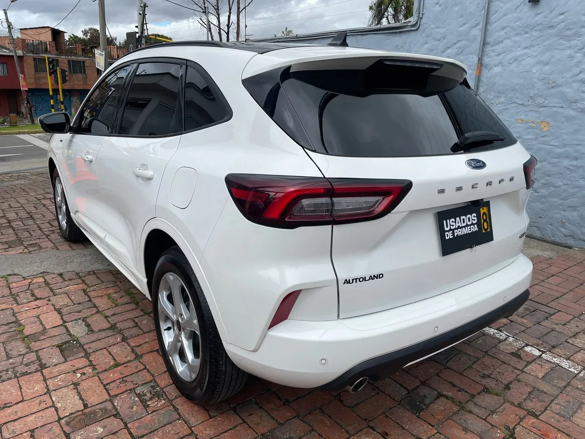 Ford Escape 2023 Blanco Bogotá