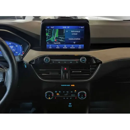 Ford Escape Titanium 2022 Gris Bogotá