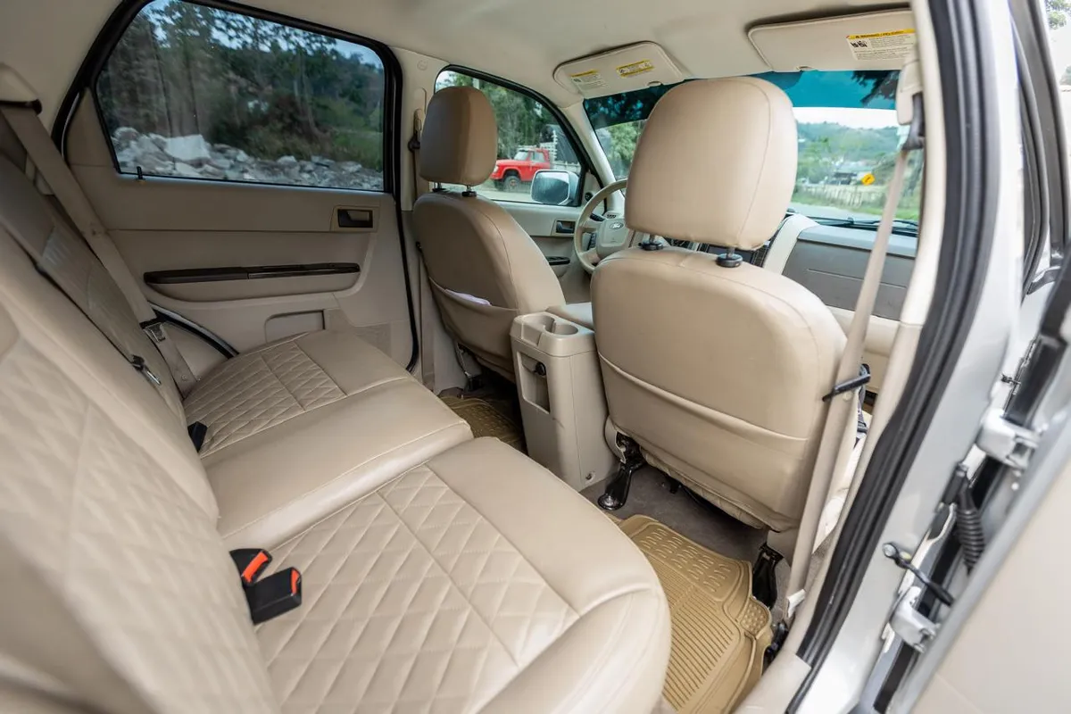 Ford Escape 2008 Gris Ocaña