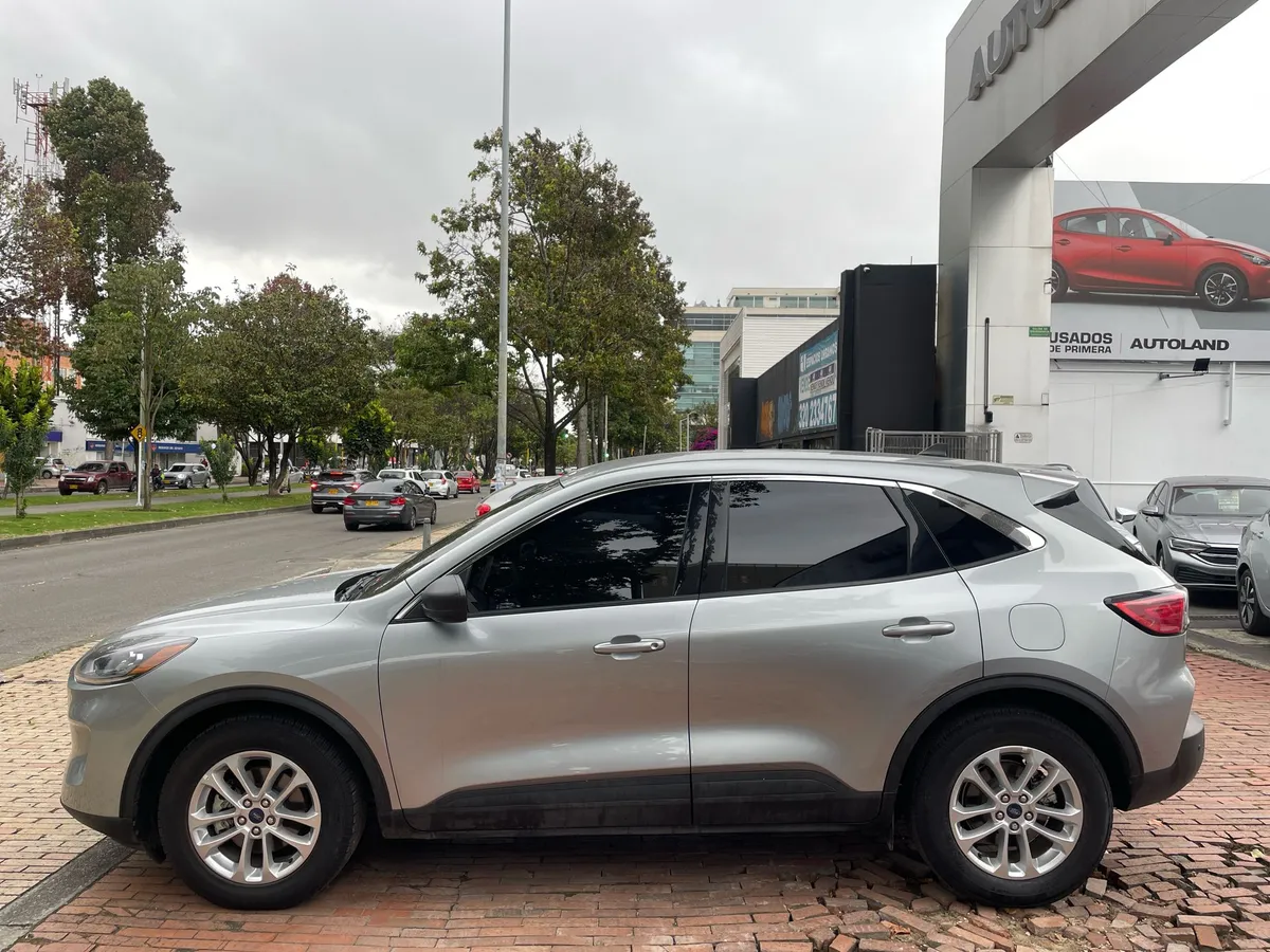 Ford Escape 2022 Plateado Bogotá