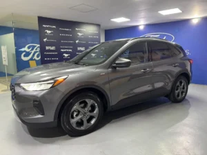 Ford Escape 2025 Gris Pereira