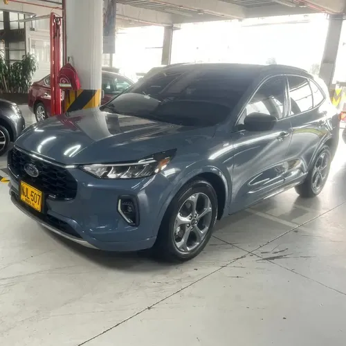 Ford Escape 2023 Azul Bogotá