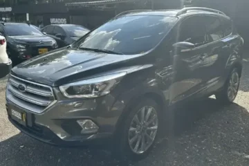 Ford Escape TITANIUM TP 2000CC 4X2