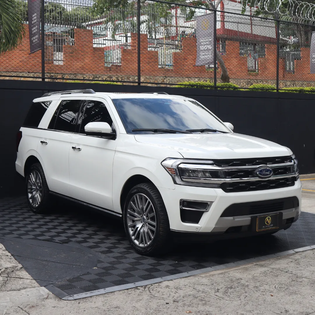 Ford Expedition 2022 Blanco Floridablanca