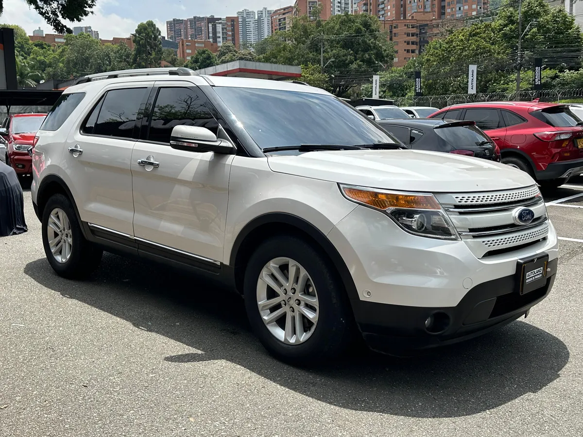 Ford Explorer Limited 2015 Blanco Medellín