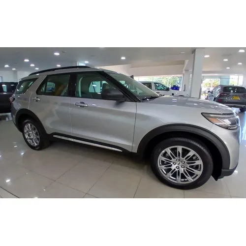 Ford Explorer 2025 Plateado Bogotá