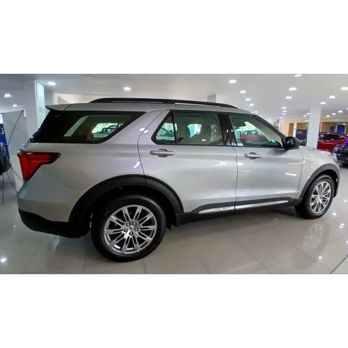 Ford Explorer 2025 Plateado Bogotá