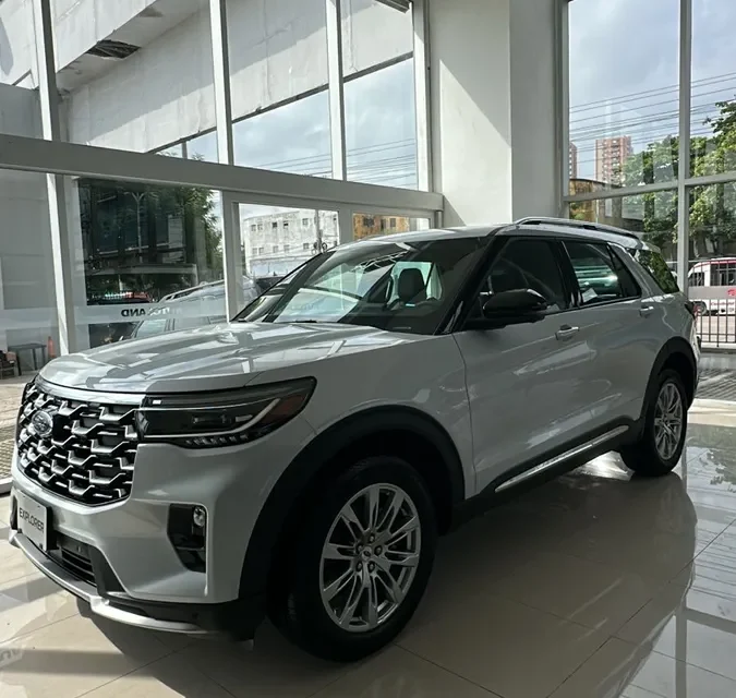 Ford Explorer Platinum