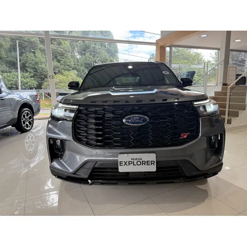 Ford Explorer ST 2025 Gris Bogotá