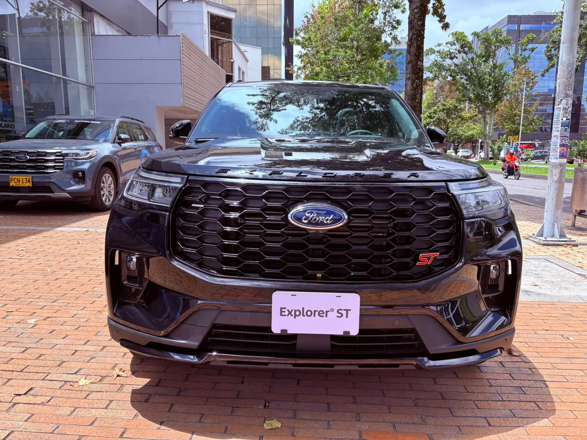 Ford Explorer ST 2025 Negro Bogotá