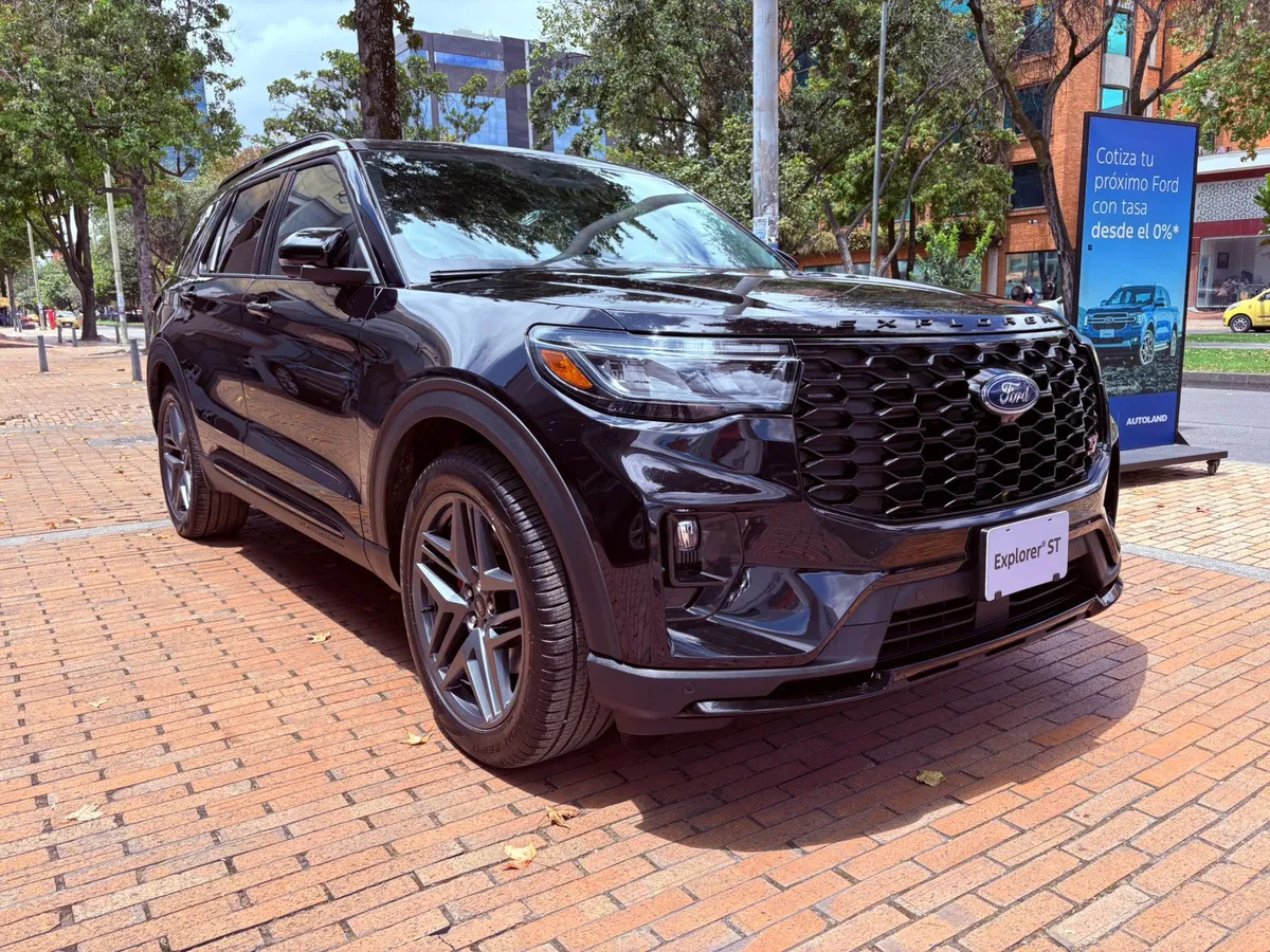 Ford Explorer ST 2025 Negro Bogotá