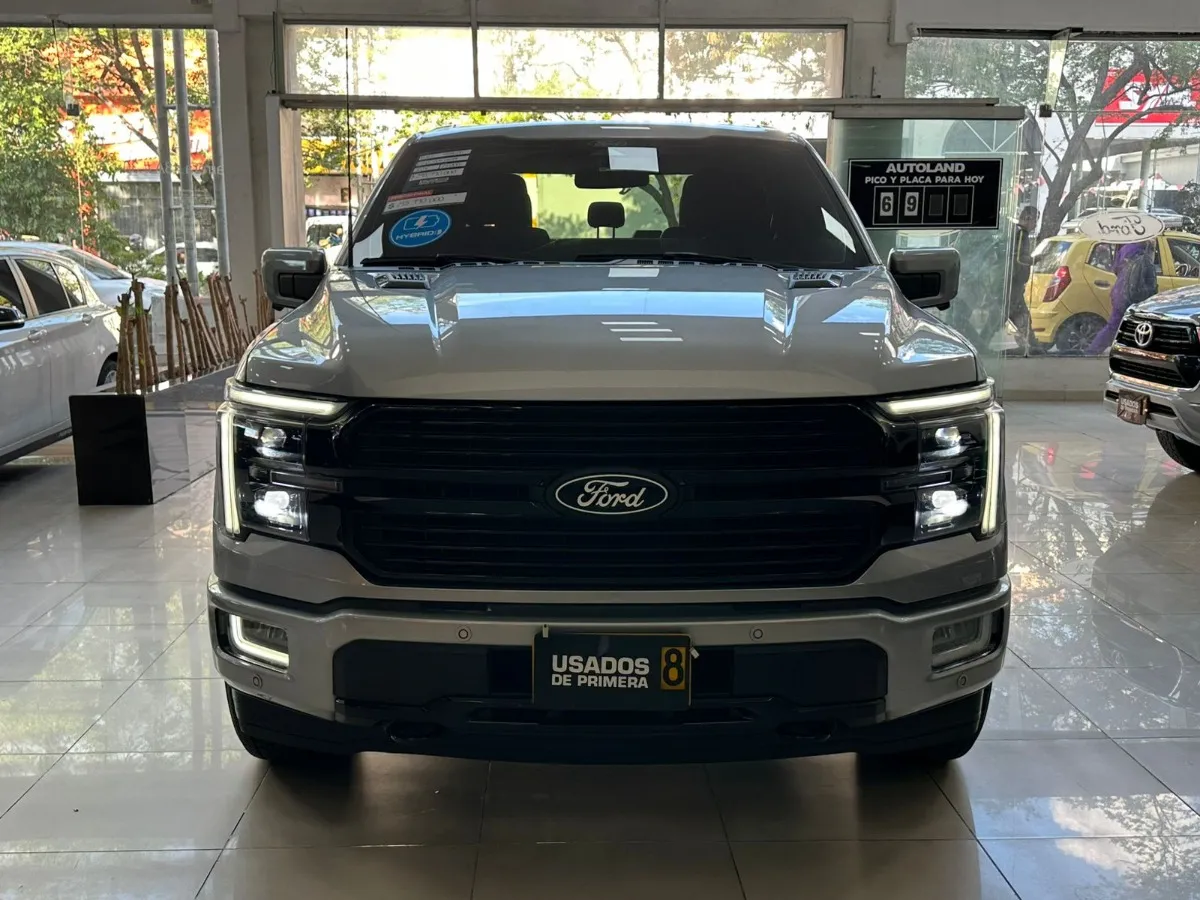 Ford F-150 2024 Plateado Medellín