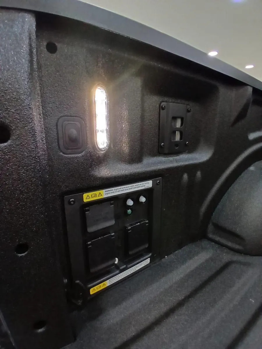 Ford F-150 2025 Gris Medellín