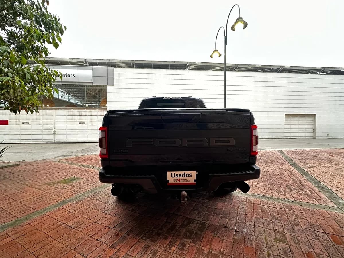 Ford F-150 Raptor 2022 Negra