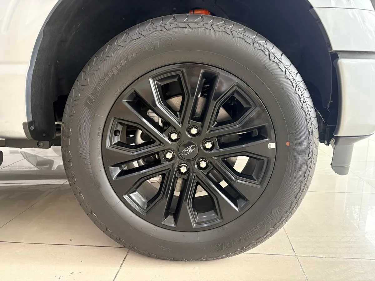 Ford F-150 2025 Plateado Bogotá