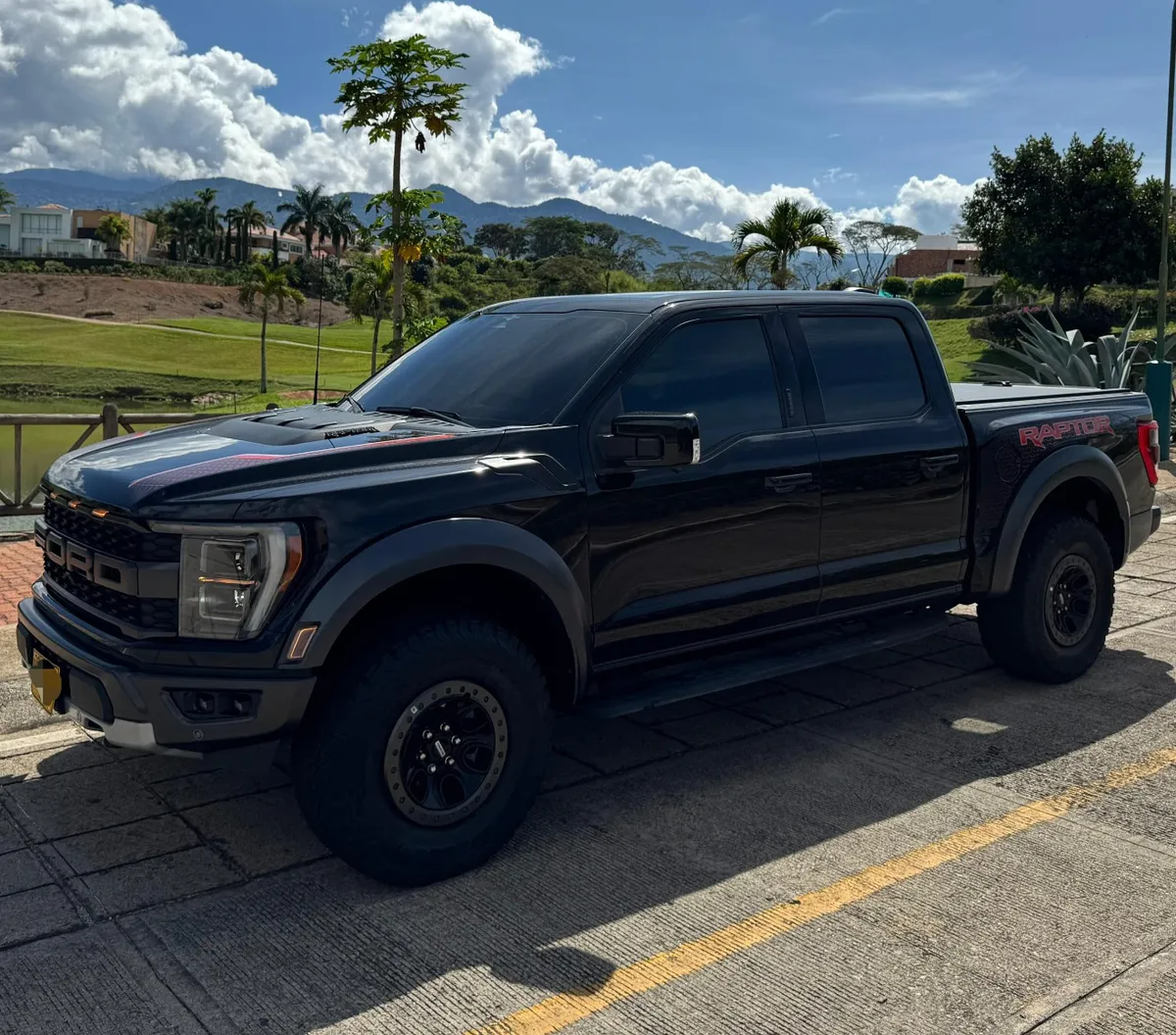 Ford F-150 2023 Negro Floridablanca