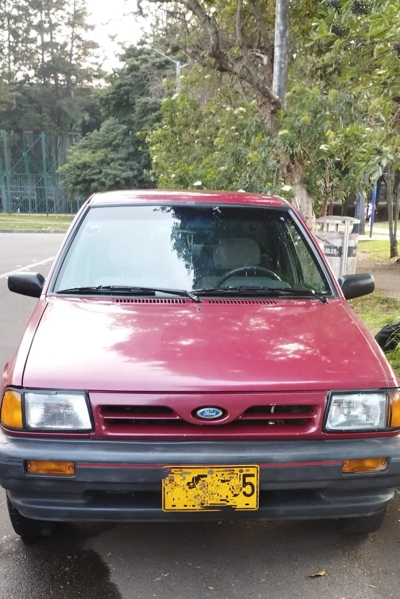 Ford Festiva 1995 Rojo Bogotá
