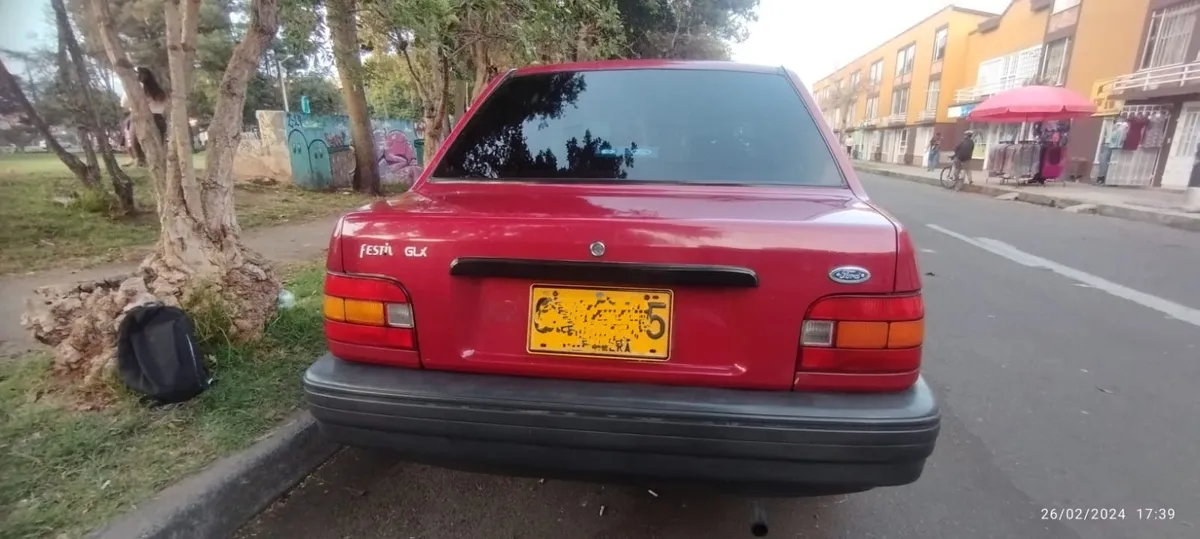 Ford Festiva 1995 Rojo Bogotá