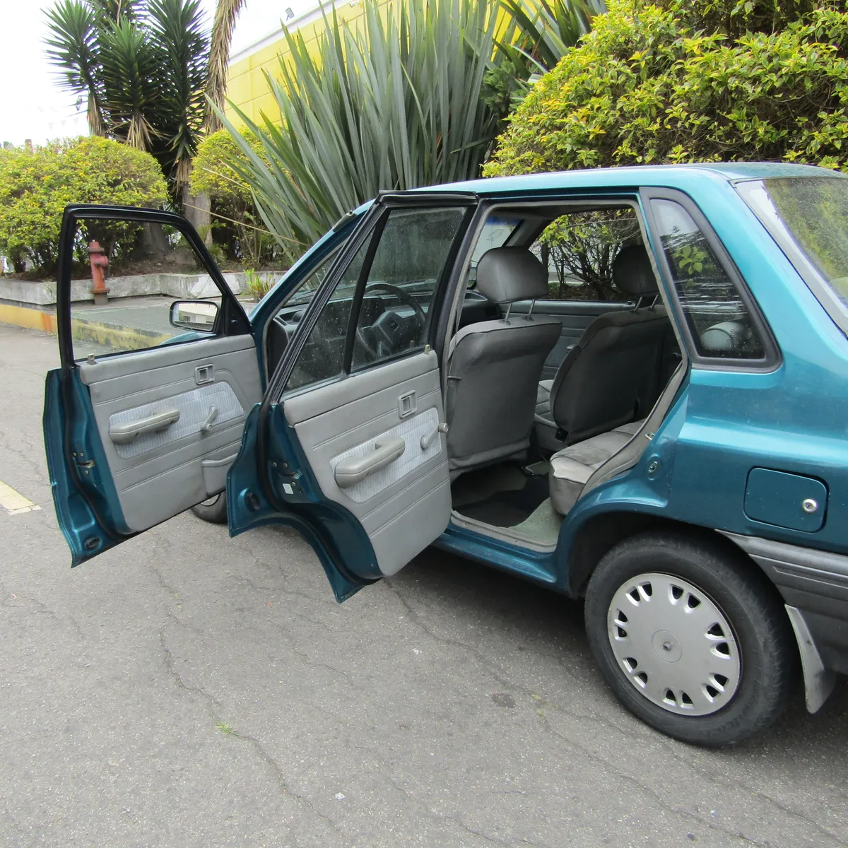 Ford Festiva 1994 Verde Bogotá