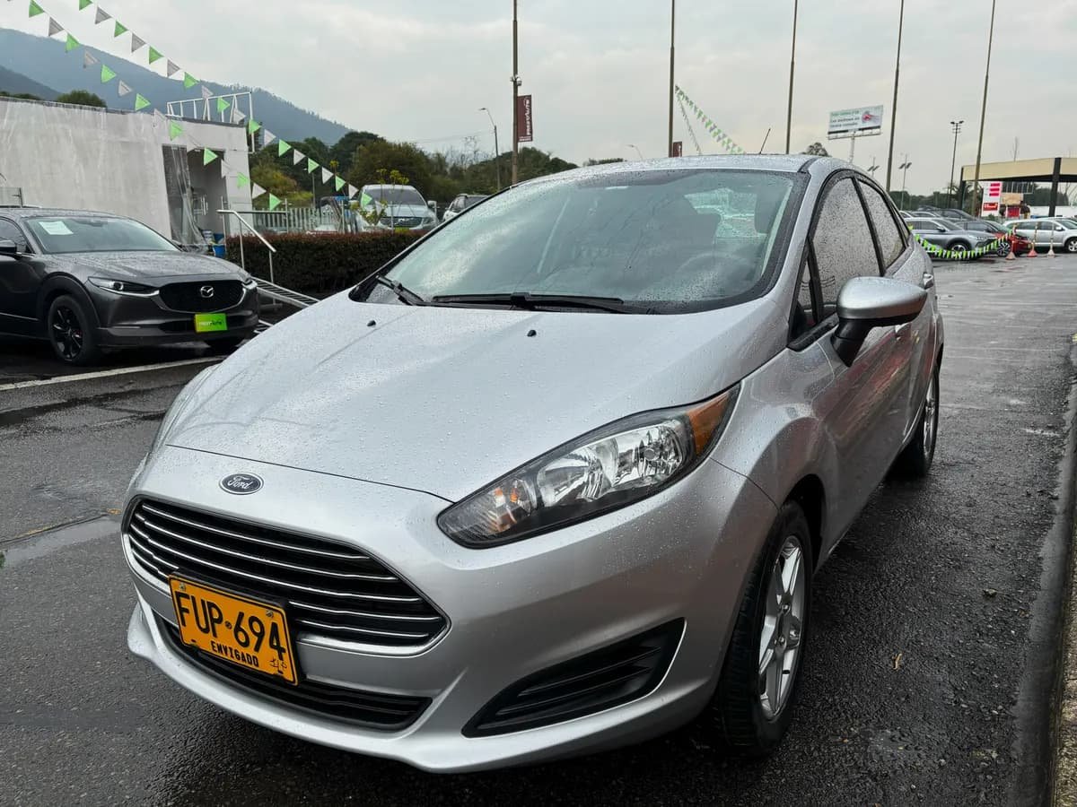 Ford Fiesta 1.6 Sportback 2019 Plateado