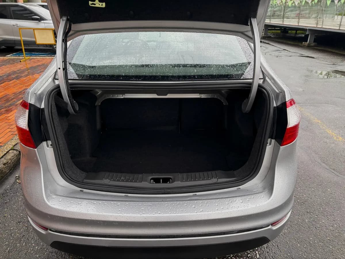 Ford Fiesta 1.6 Sportback 2019 Plateado